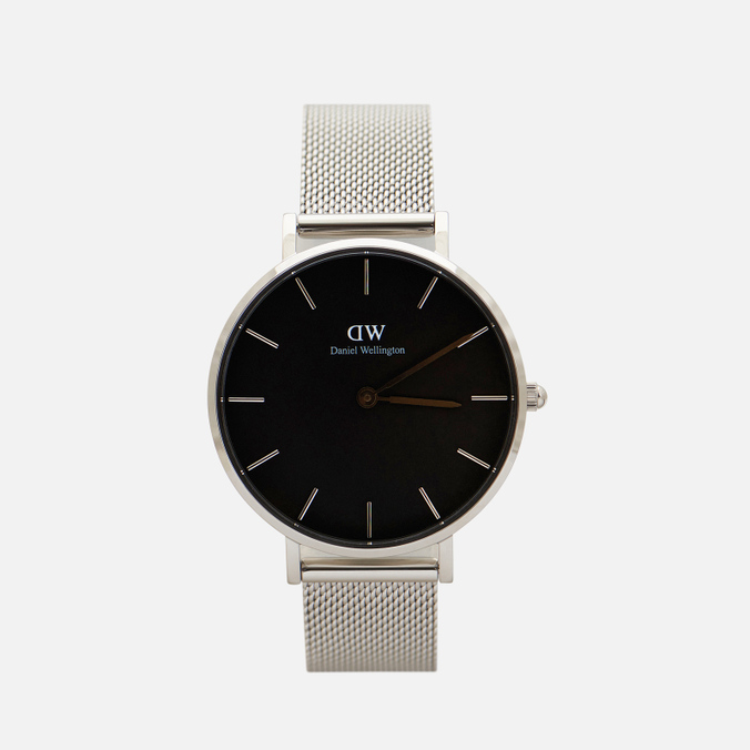 naruchnie-chasi-daniel-wellington-classic-petite-sterling-32mm-black-0_676x676